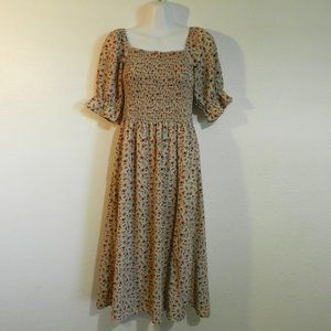 Delicate floral print stretch bodice, blousy sleeves, dress. Beige, copper, blue